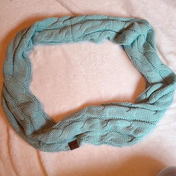 C.C infinity scarf color Mint - Picture 8 of 8